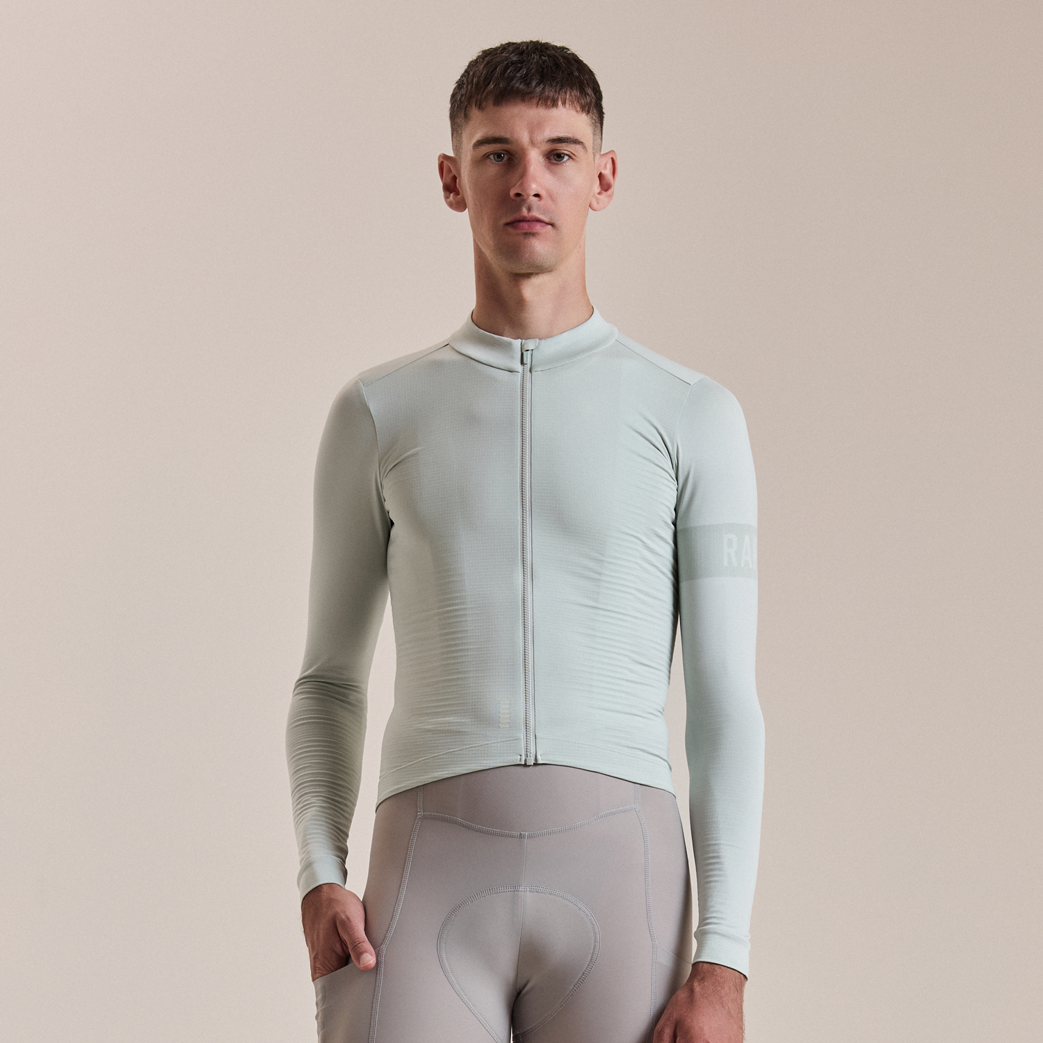 BMY02XX_GWI_Mens-Pro-Team-Long-Sleeve-Midweight-Jersey-II_H226_model_10
